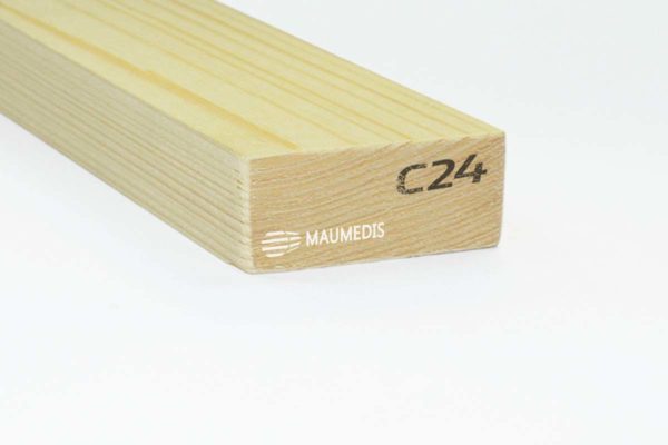 Konstrukcinė graduota eglės lenta C24 | Maumedis