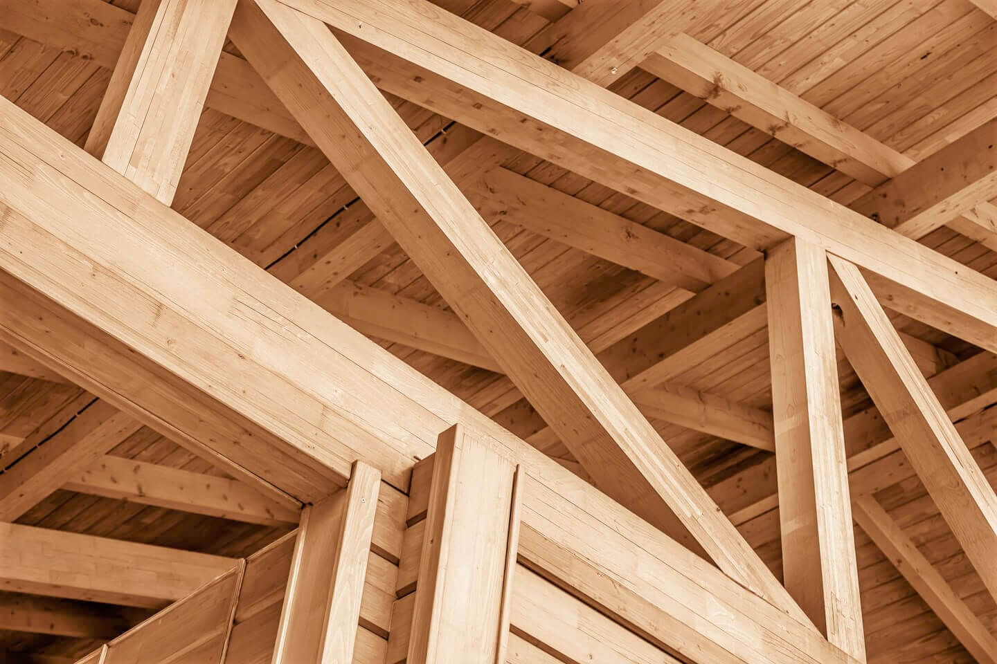 The construction of the wooden roof